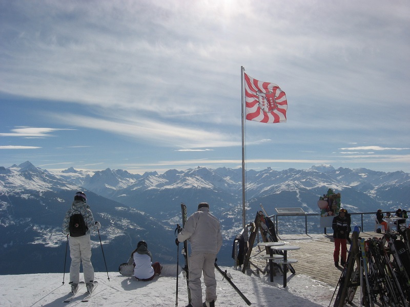 Pas de Maimbré. Rechts die 4 Vallées