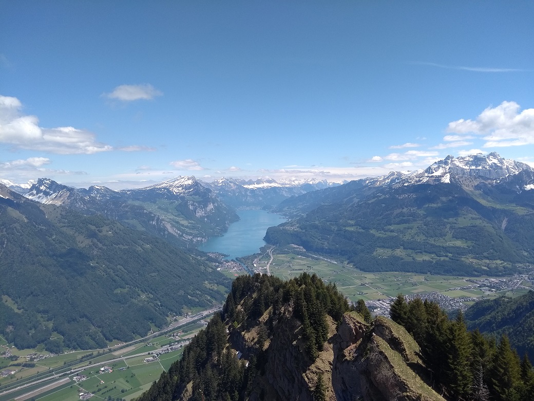 Phänomenale Aussicht auf den Walensee
